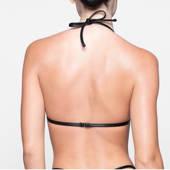 NWT Skims Faux Leather Triangle Tie Neck Size Bralette Size 4X - Picture 2 of 14
